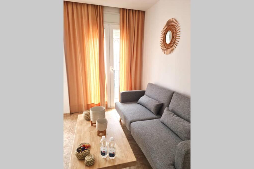 Calmahouse Carihuela Apartment Torremolinos Exterior photo